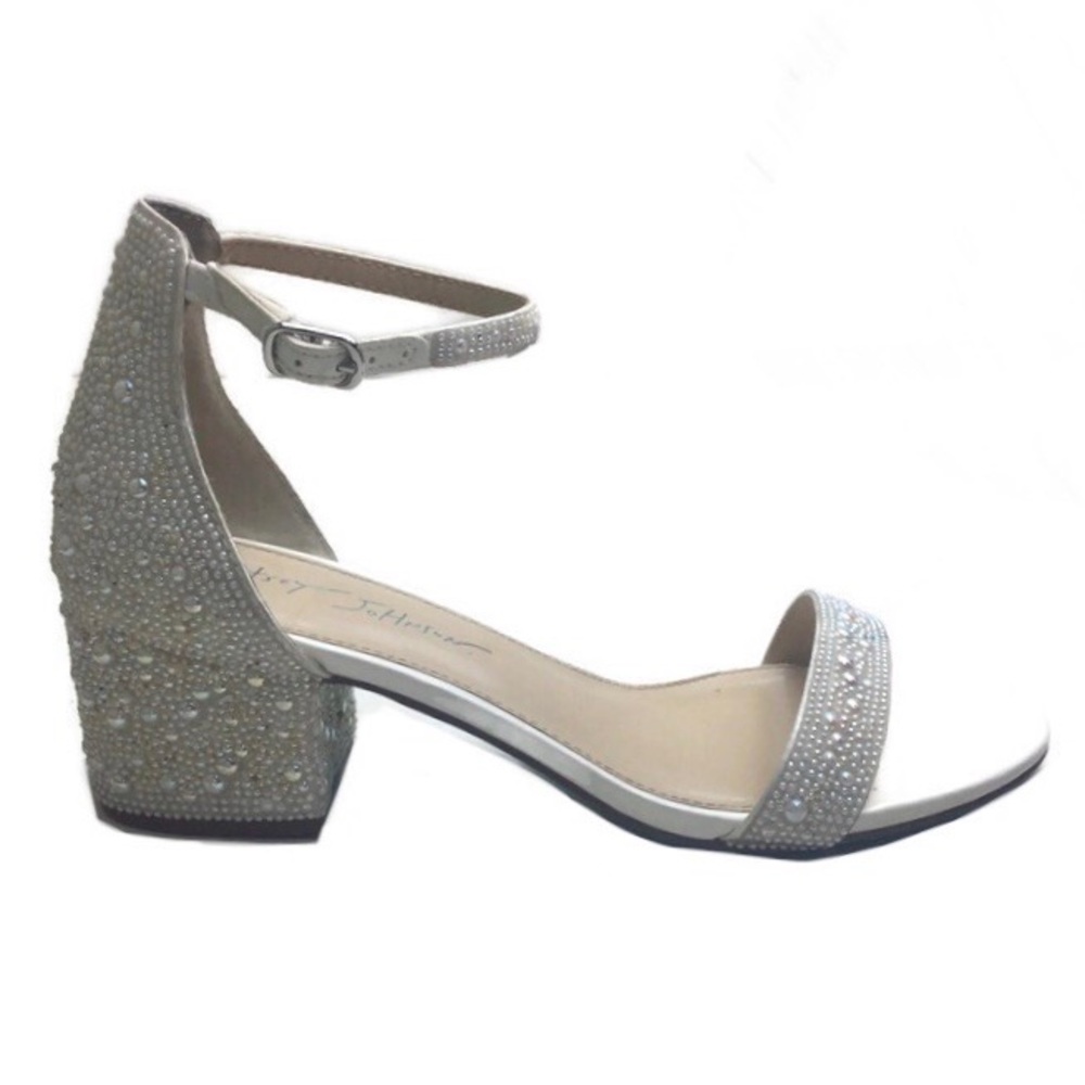 Betsey Johnson Mari Ivory Pearl Rhinestone Studded Ankle Strap Block Heels Sz 8